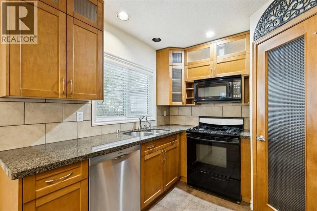 7615 36 Avenue property photo