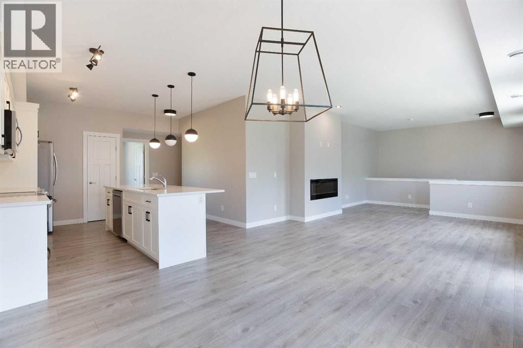 607 Cranbrook Walk property photo