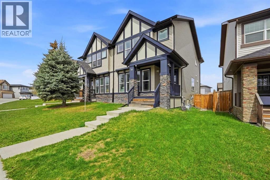 39 Panora Square property photo