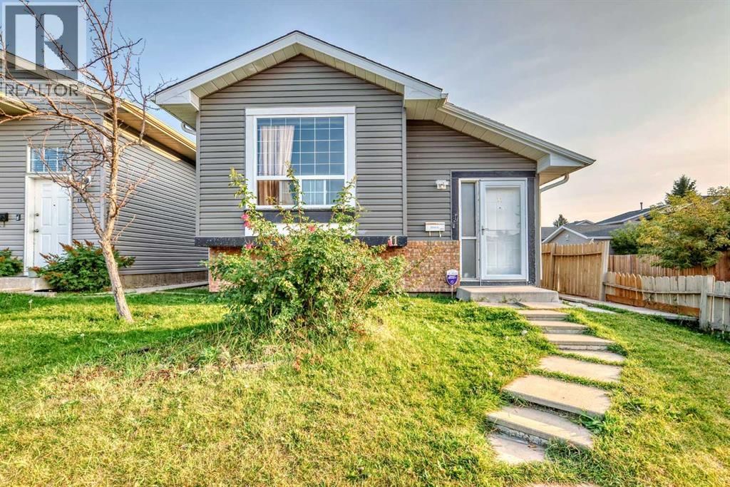 11 Martinwood Road property photo