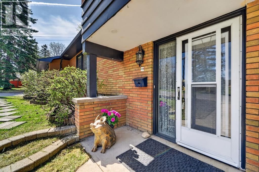 3811 24 Street property photo