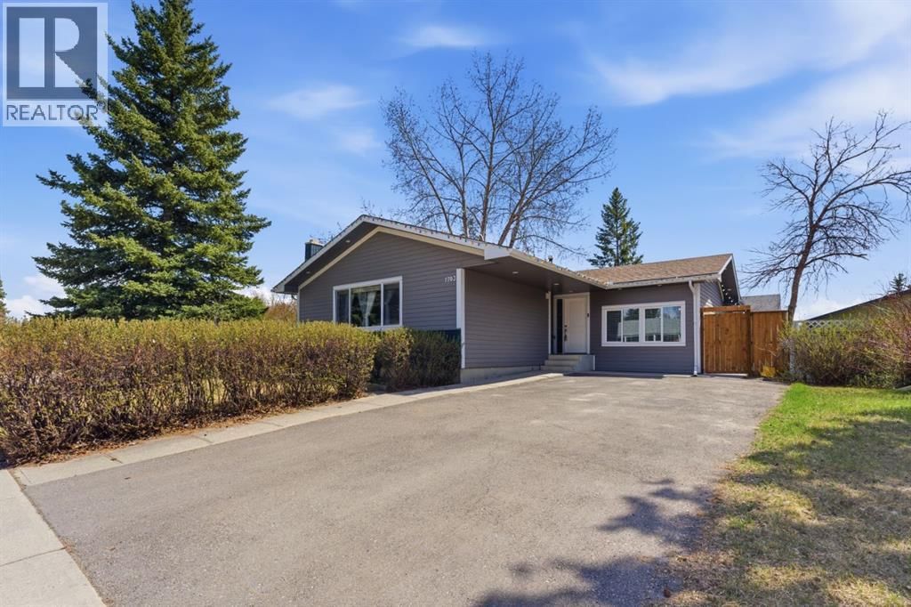 1703 110 Avenue property photo