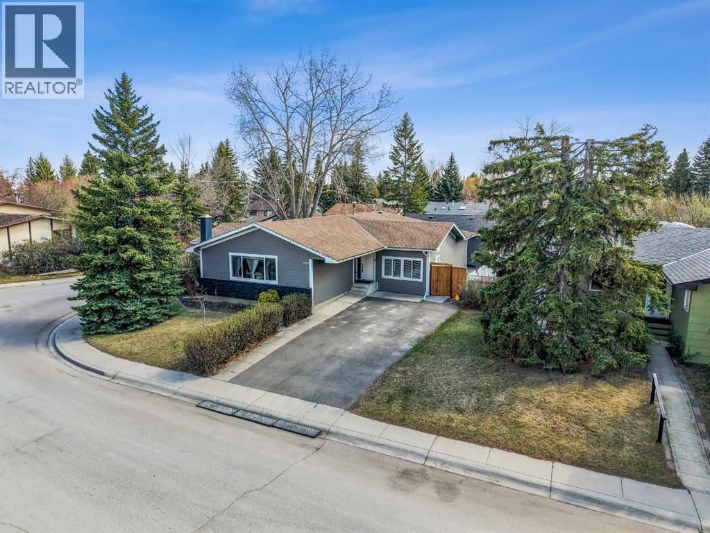 1703 110 Avenue property photo