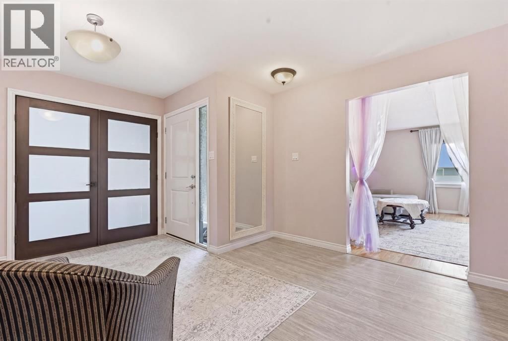 1703 110 Avenue property photo