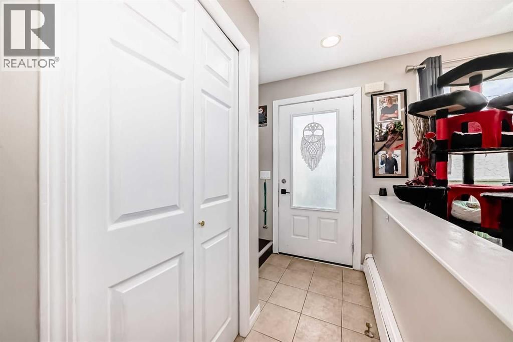 8 Huntley Close property photo