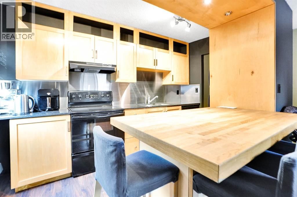 823 19 Avenue property photo