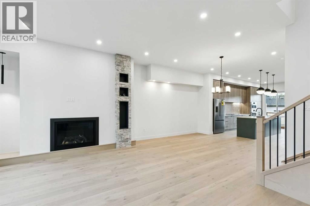 2622 30 Street property photo
