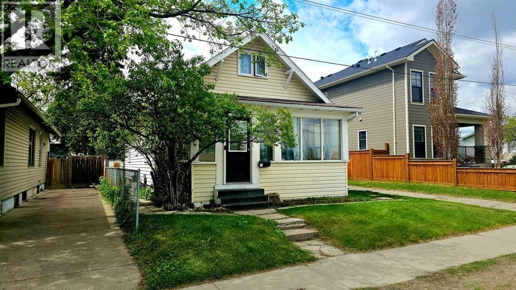 2115 10 Street property photo