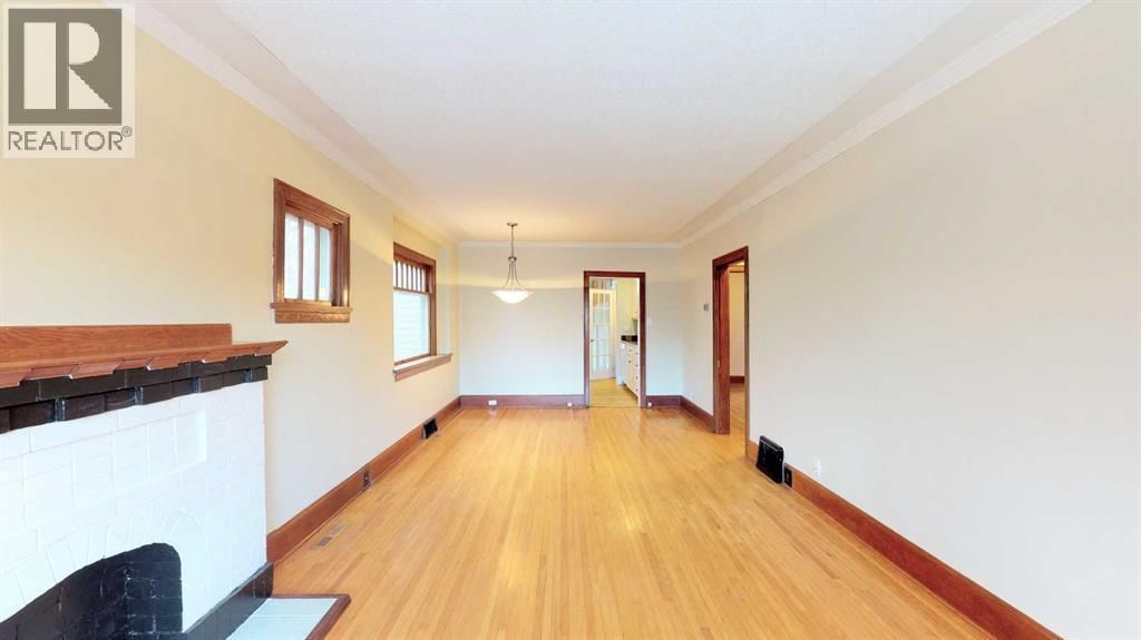 215 10 Avenue property photo