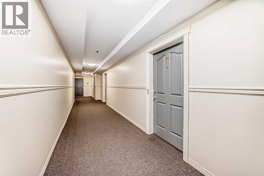 649 Marsh Road property photo