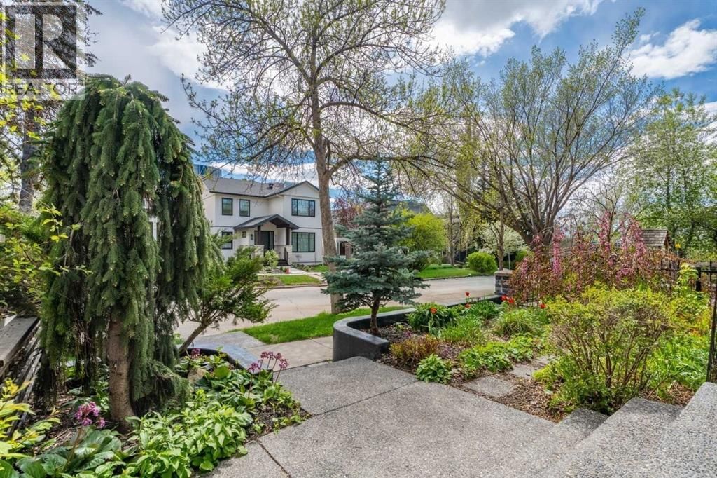 216 4 Avenue property photo
