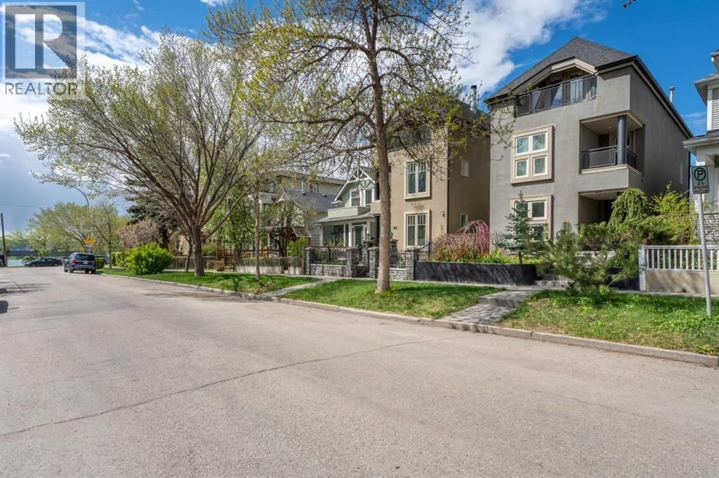 216 4 Avenue property photo