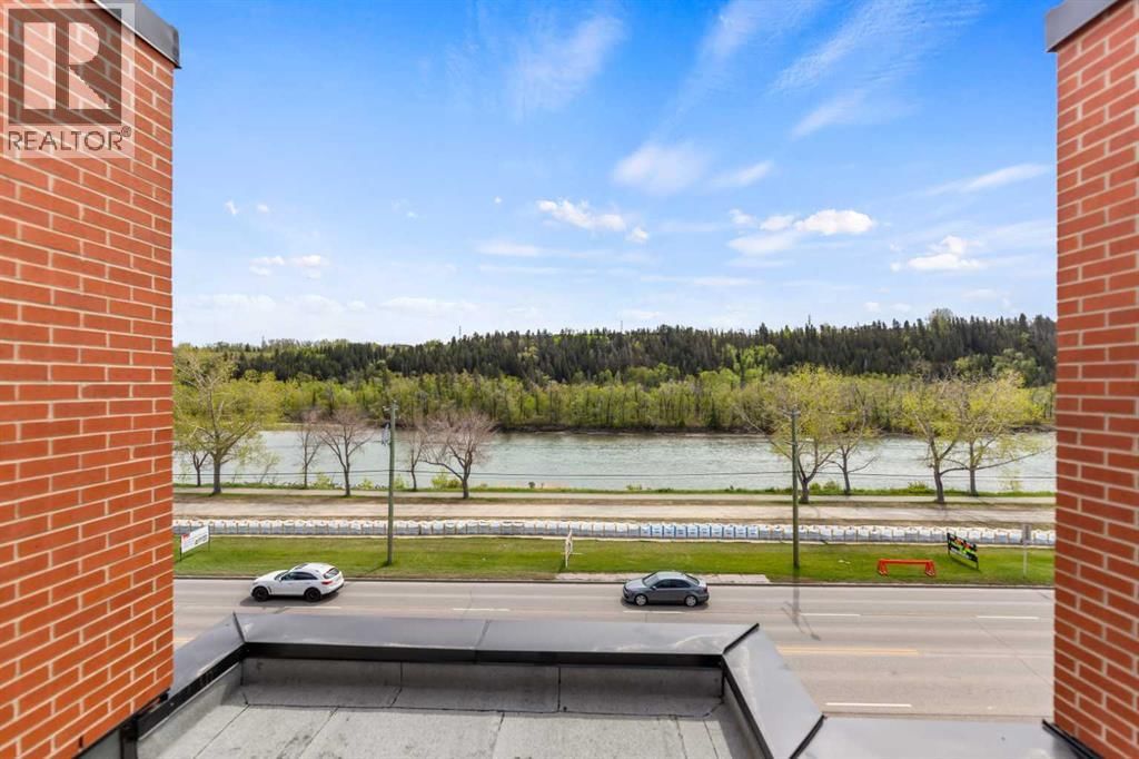 3040 Parkdale Boulevard property photo