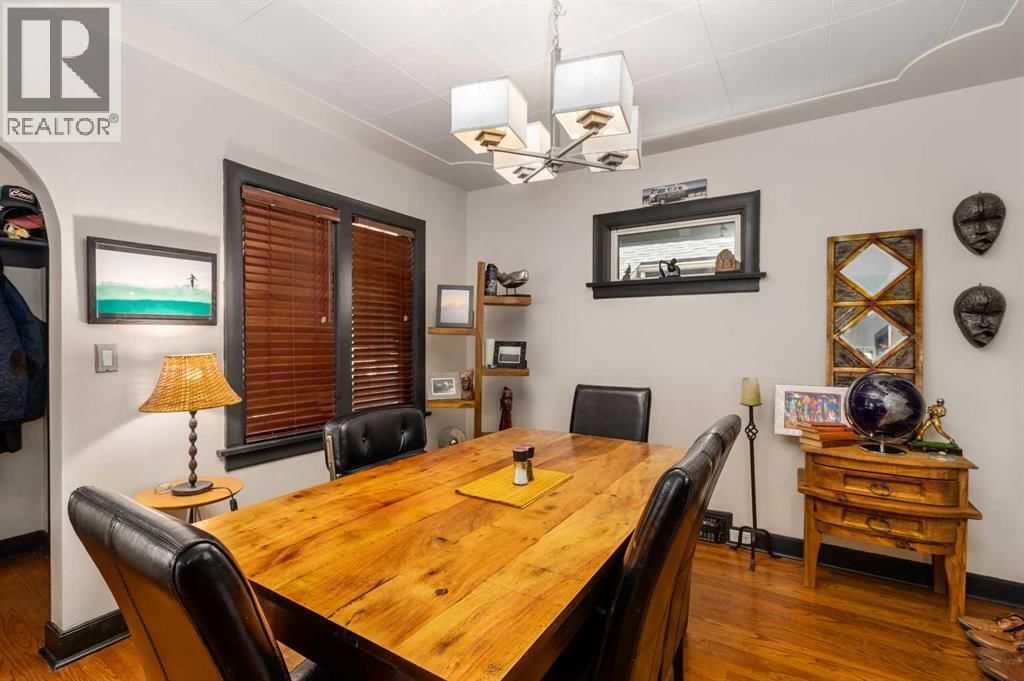 3035 4 Street property photo