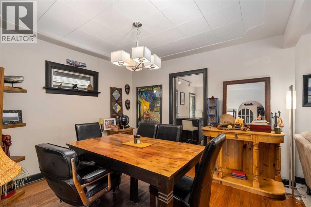 3035 4 Street property photo
