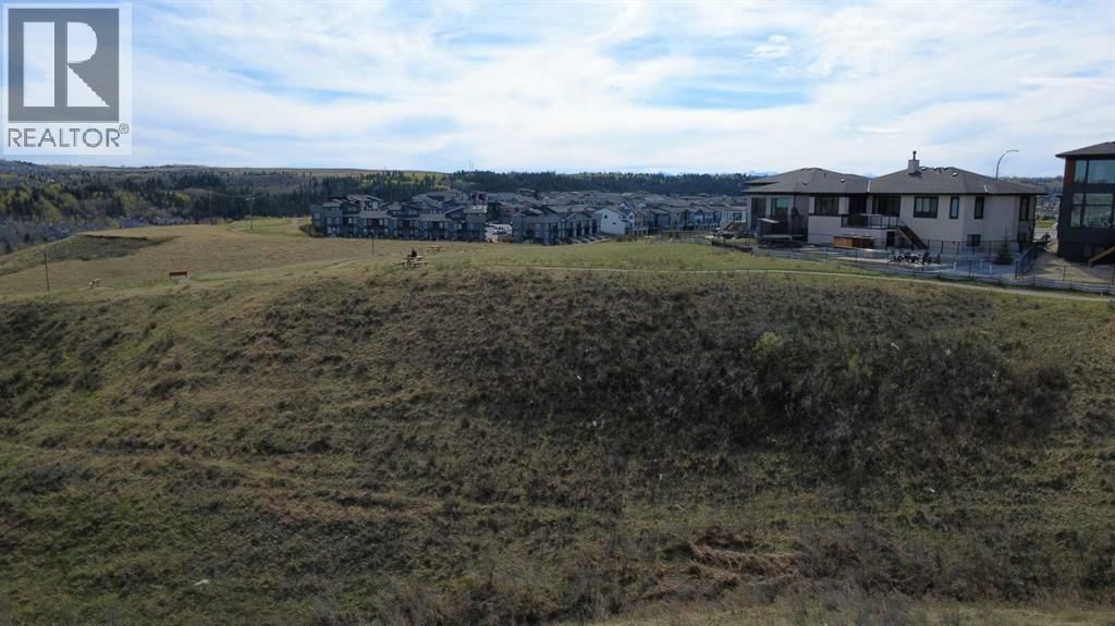 52 Crimson Ridge Heights property photo
