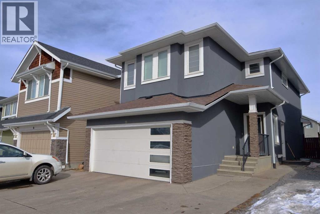 18 Redstone Manor property photo
