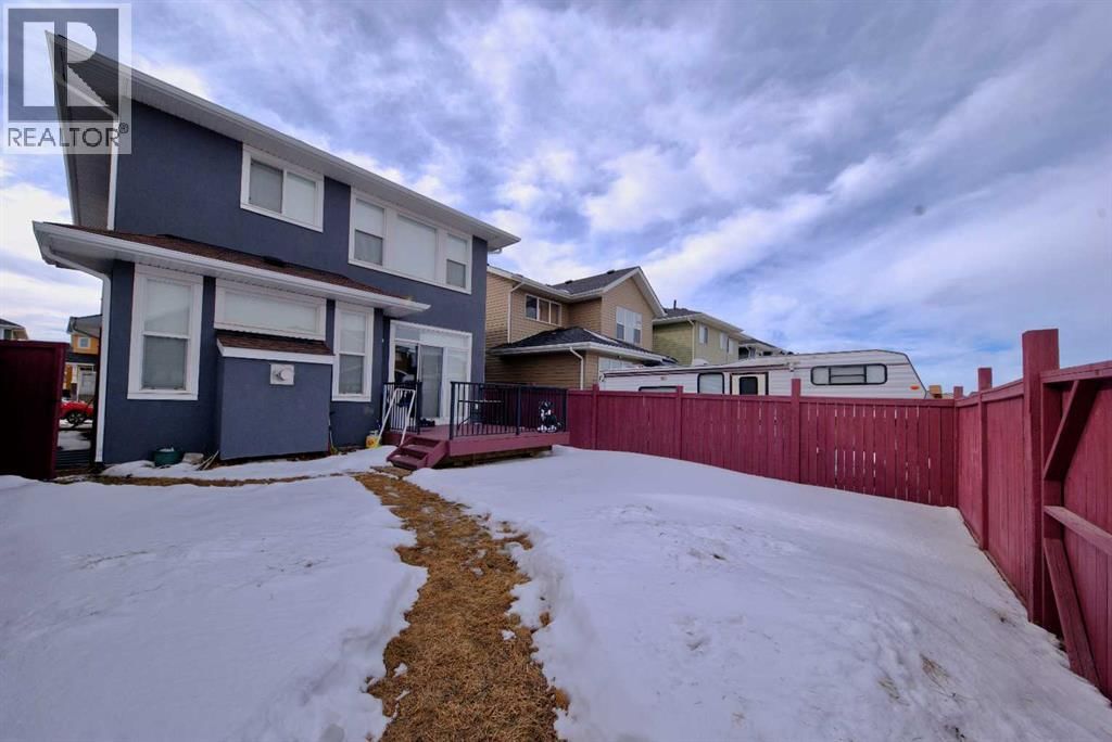 18 Redstone Manor property photo