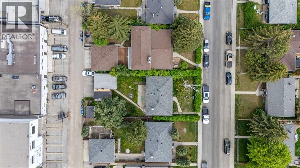 616 34 Avenue property photo