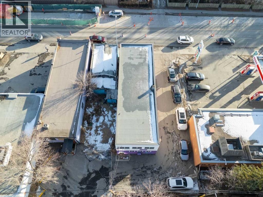 6132615 14 Street property photo