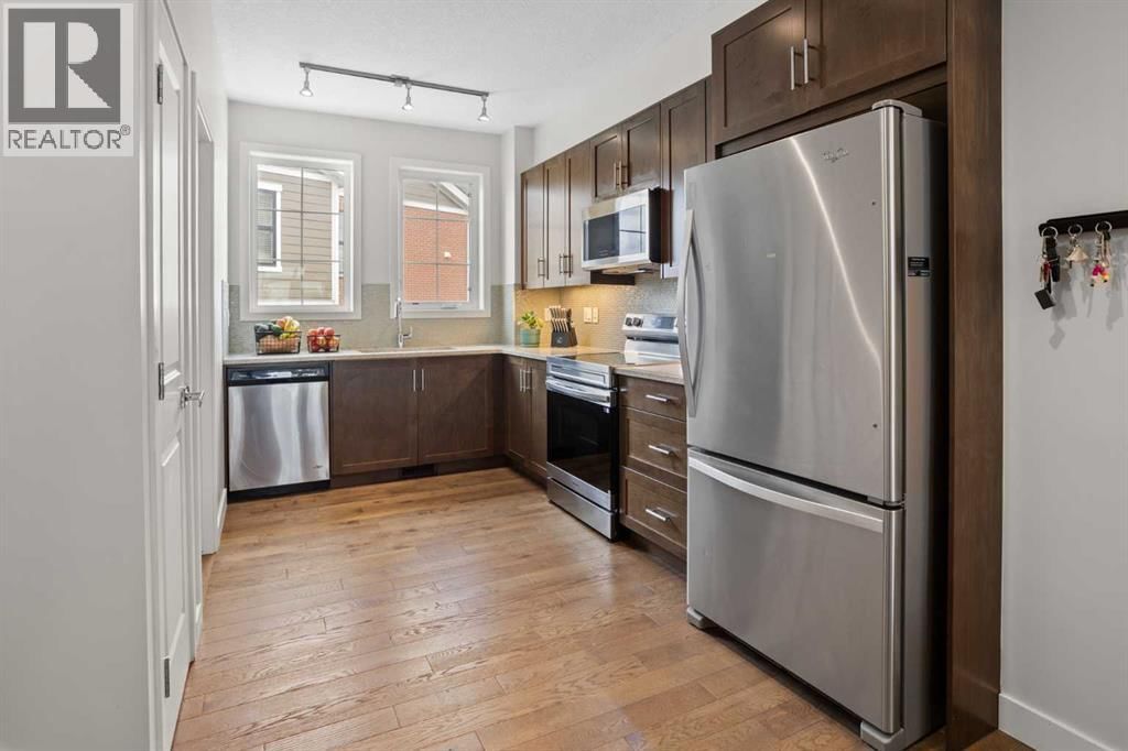 8 Sherwood Row property photo