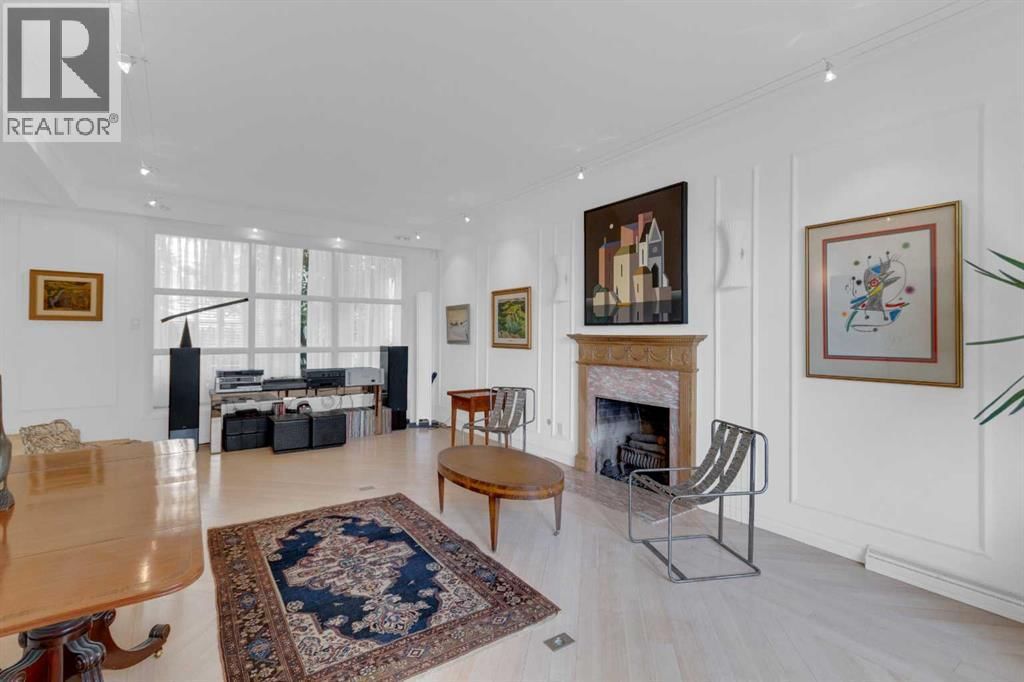 4615 14A Street property photo