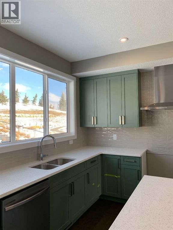 156 Crimson Ridge Place property photo