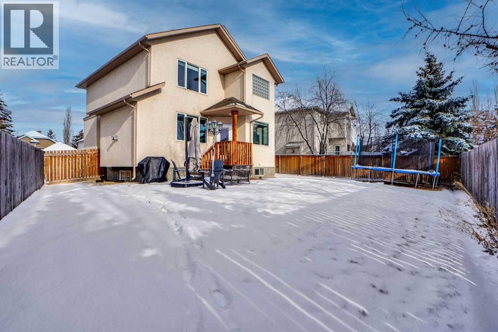 6 Strathridge Way property photo