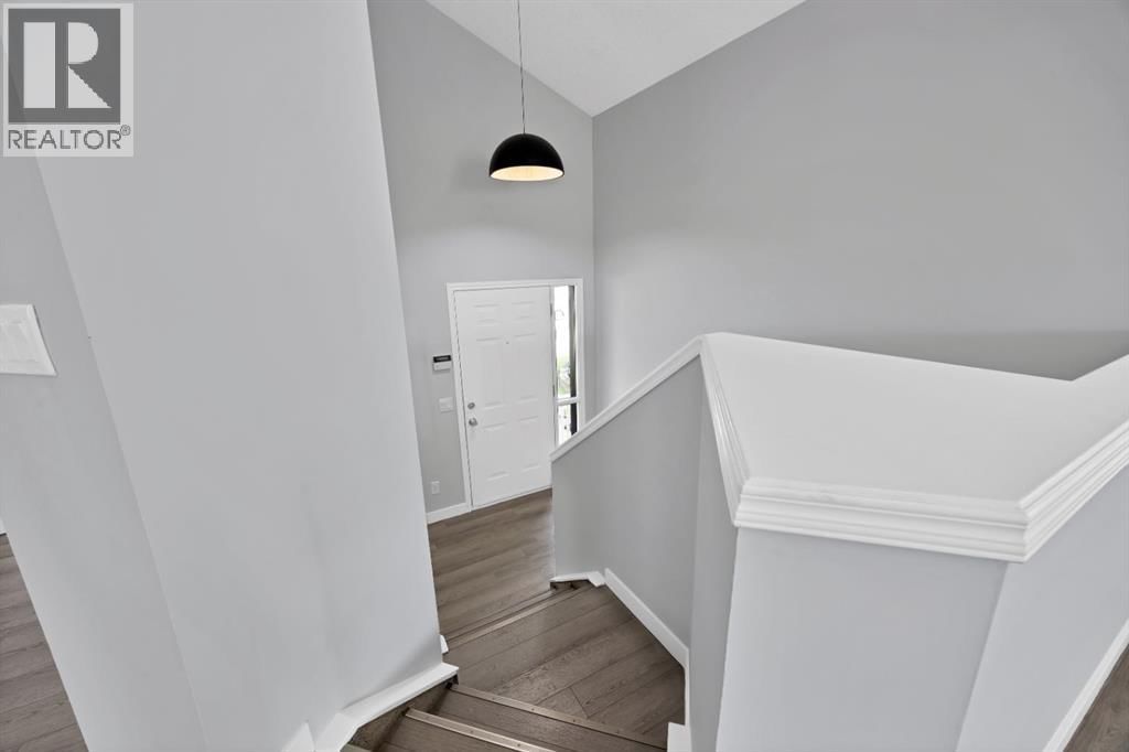 288 Saddlemead Road property photo