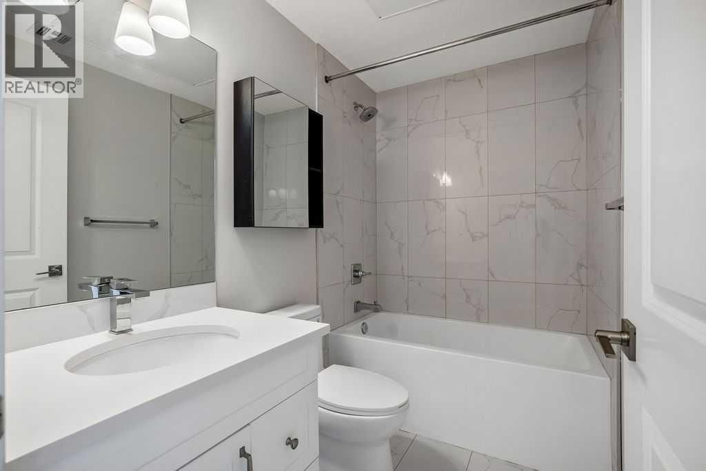 2226 Westmount Road property photo