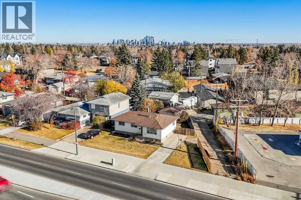 3452 37 Street property photo