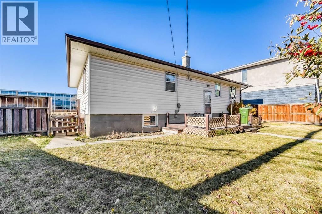 3452 37 Street property photo