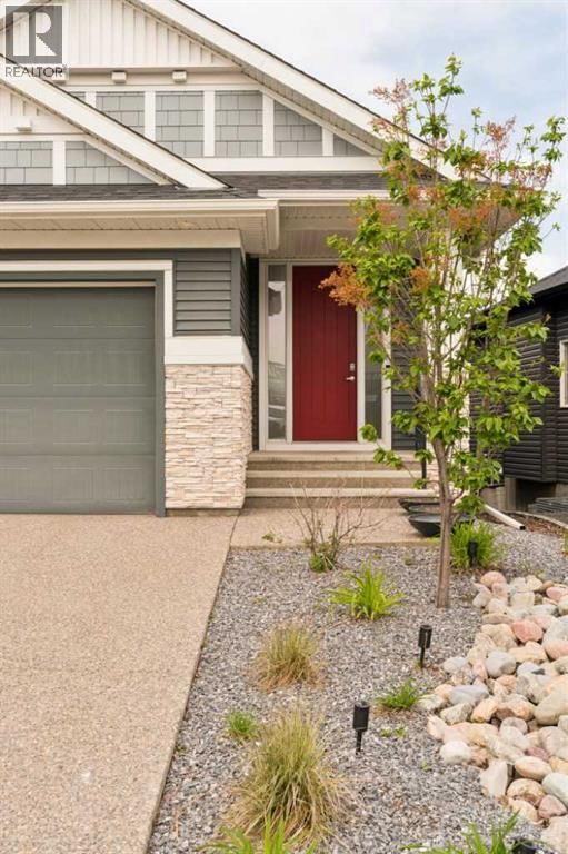 123 Crestridge Hill property photo