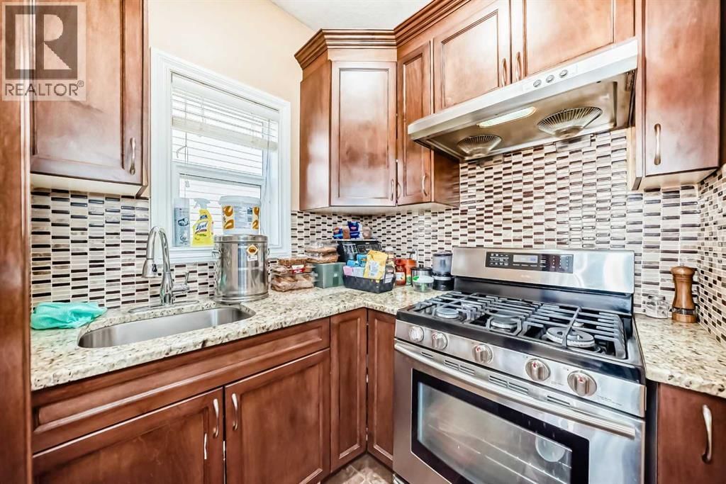117 Saddlelake Grove property photo