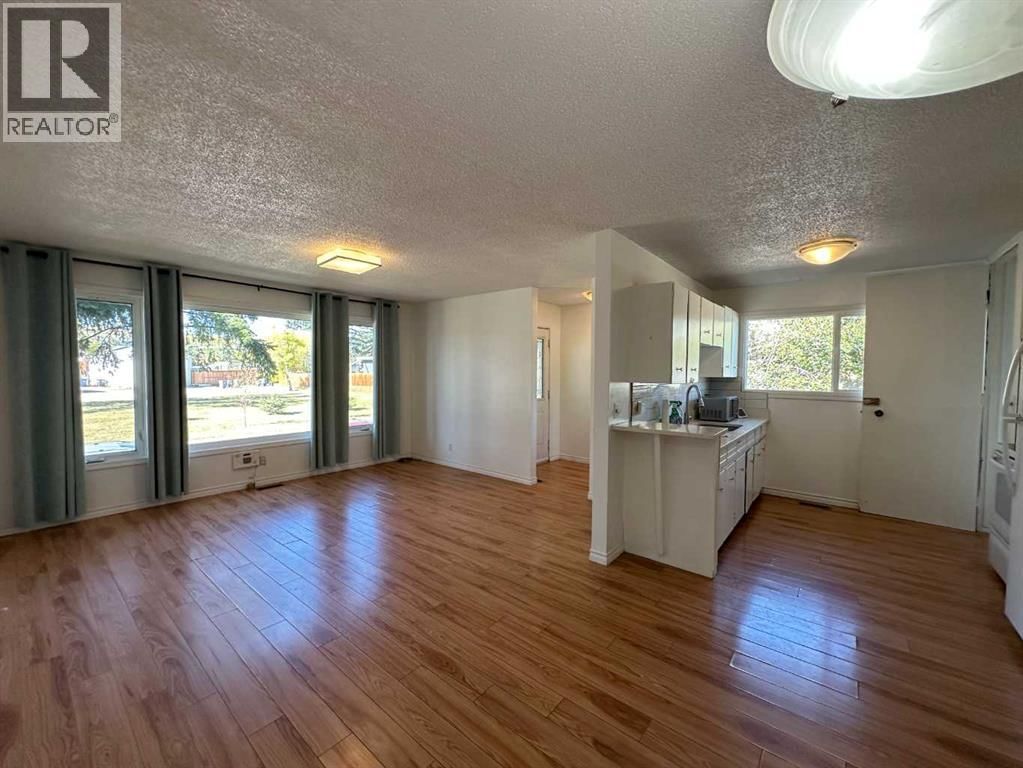 121 Huntford Close property photo