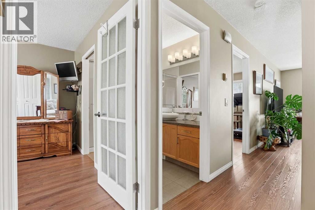 11 Macewan Park Heights property photo