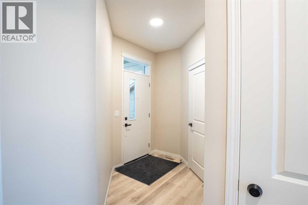 56 Corner Glen Green property photo