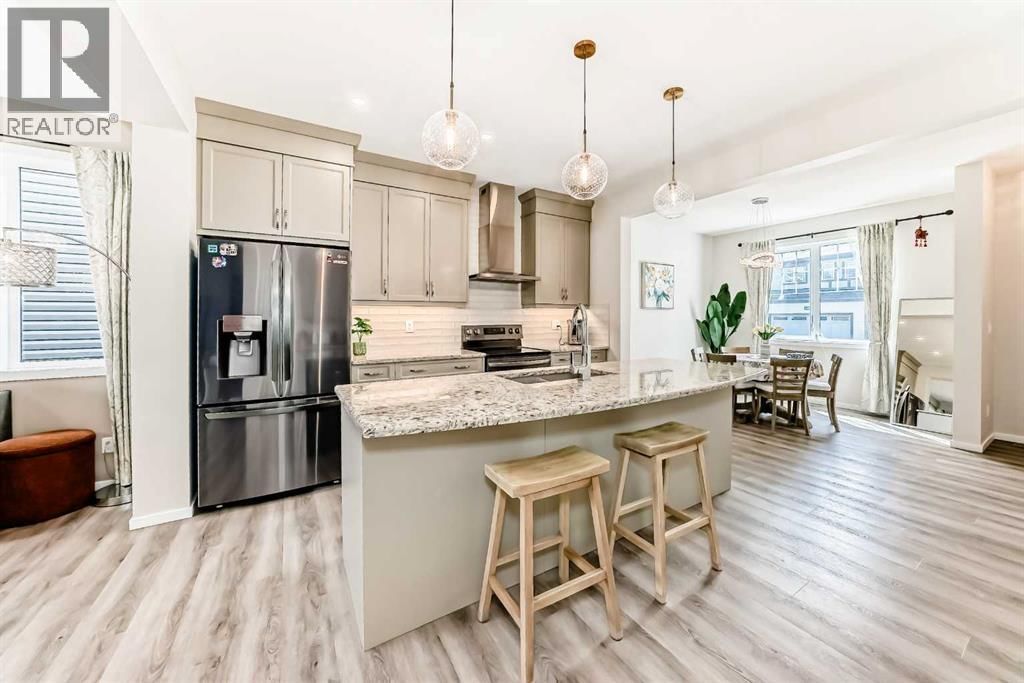 131 Carringham Road property photo