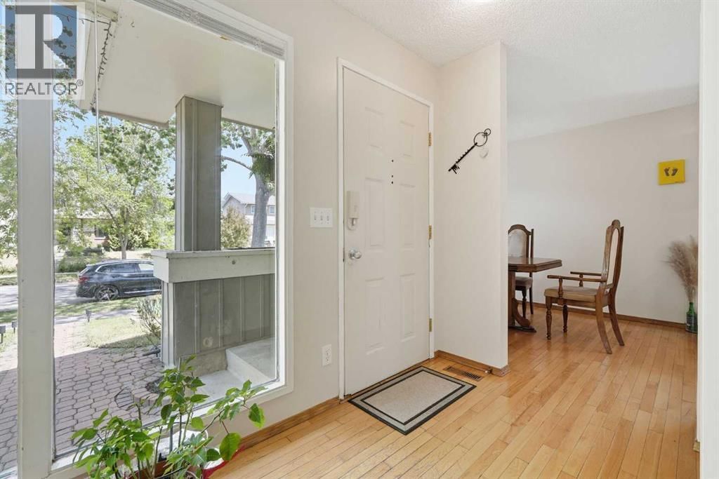 121 Sunbank Way property photo