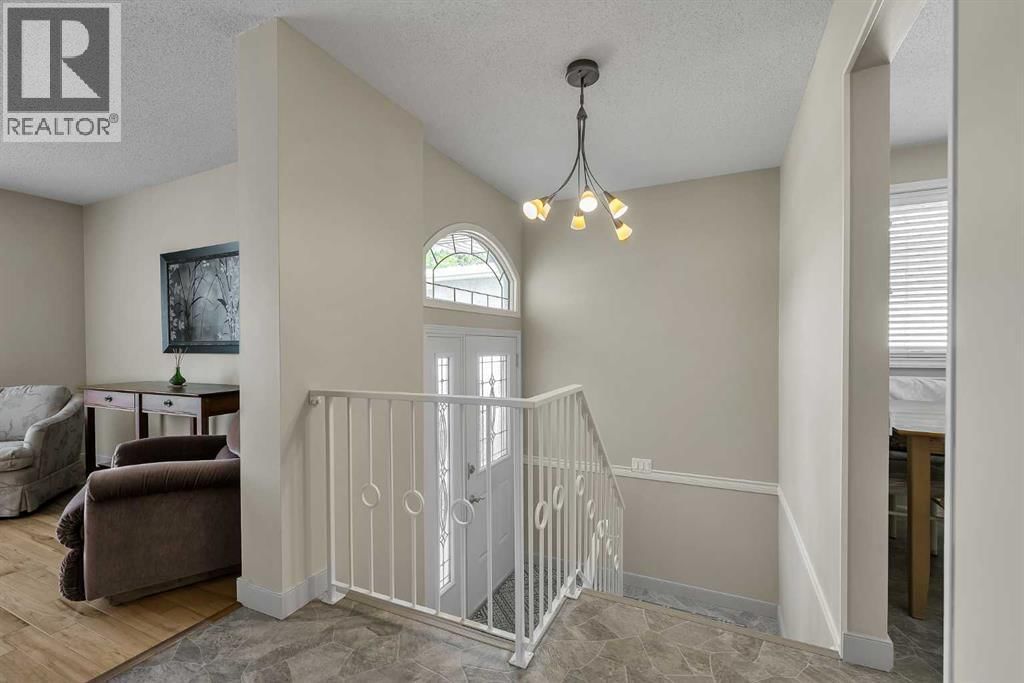 99 Huntford Road property photo
