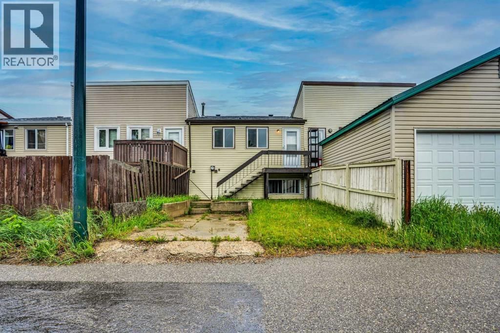 1104 53C Street property photo
