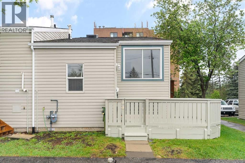 8544 48 Avenue property photo