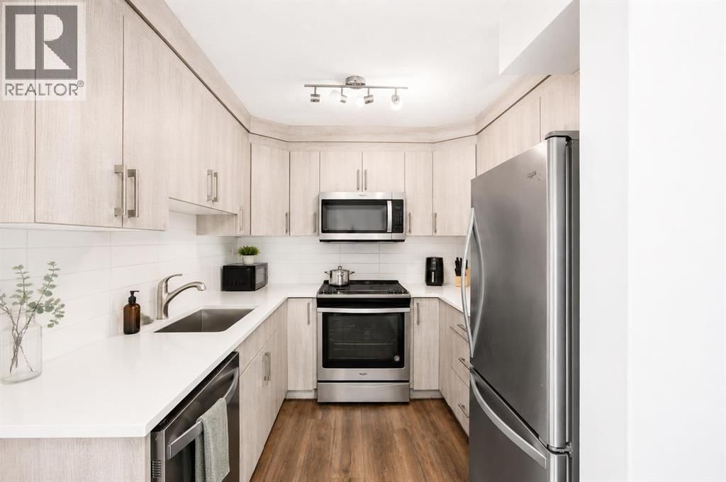 6118 80 Avenue property photo