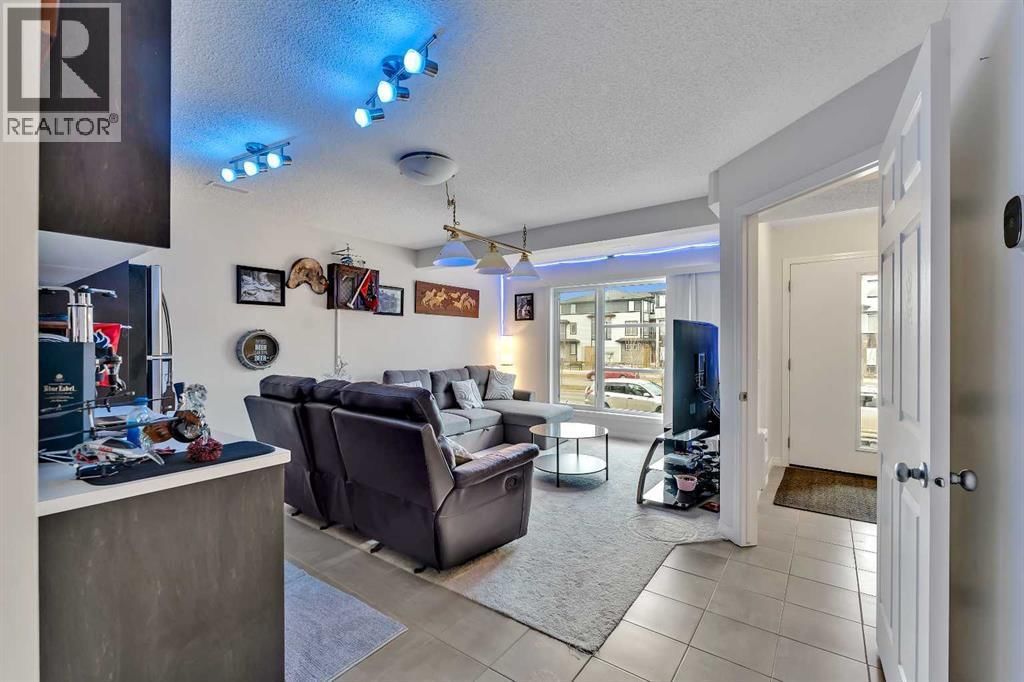 569 savanna Boulevard property photo