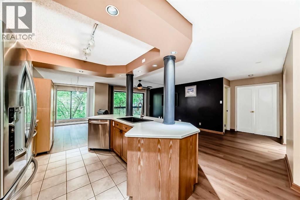 659 4 Avenue property photo