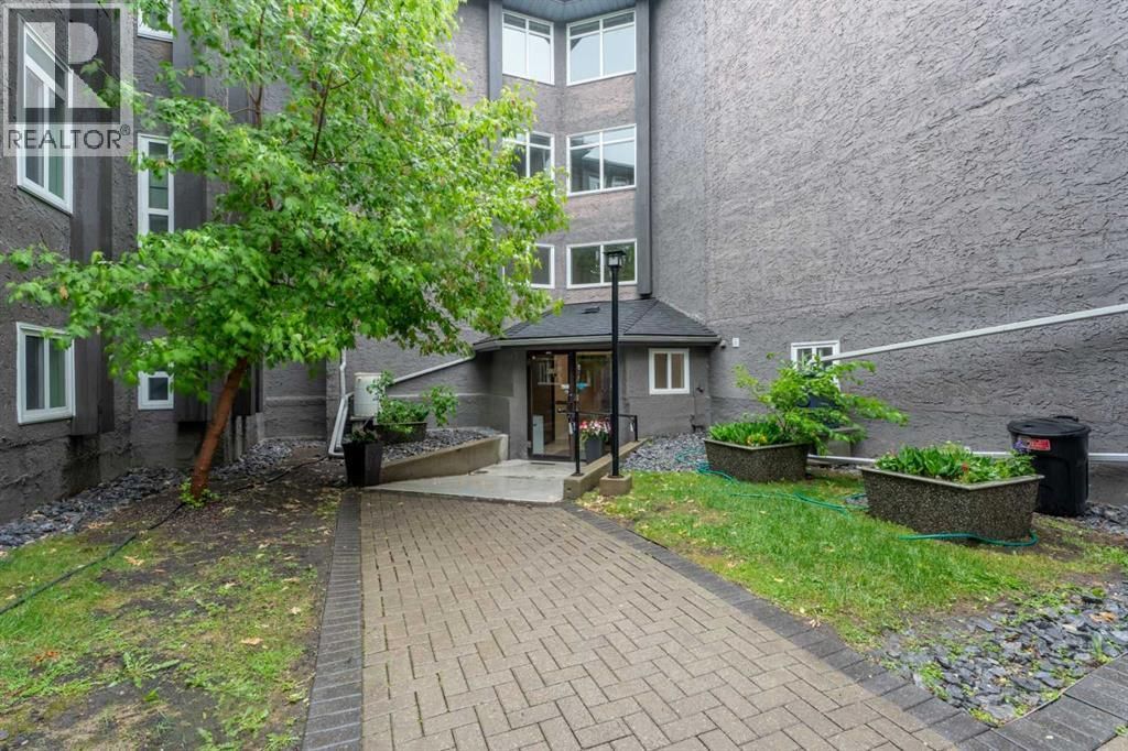 819 4A Street property photo