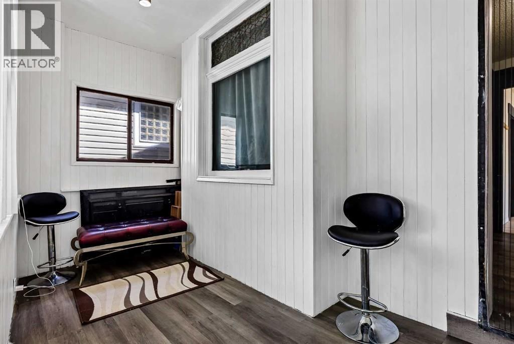 2906 17 Street property photo