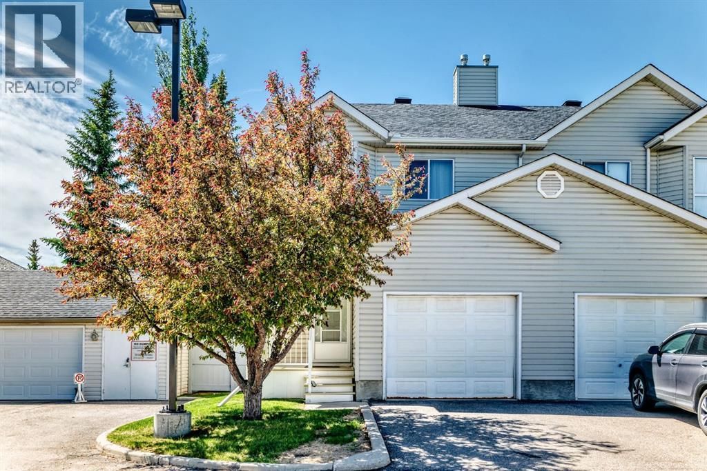 325 Mt Douglas Manor
