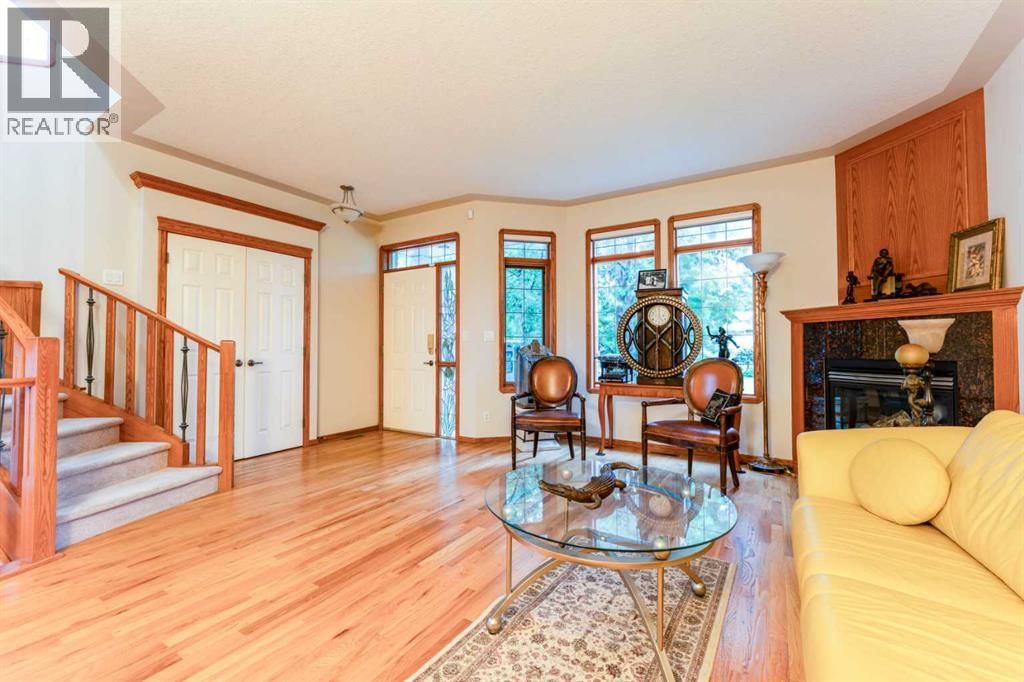 256 43 Avenue property photo