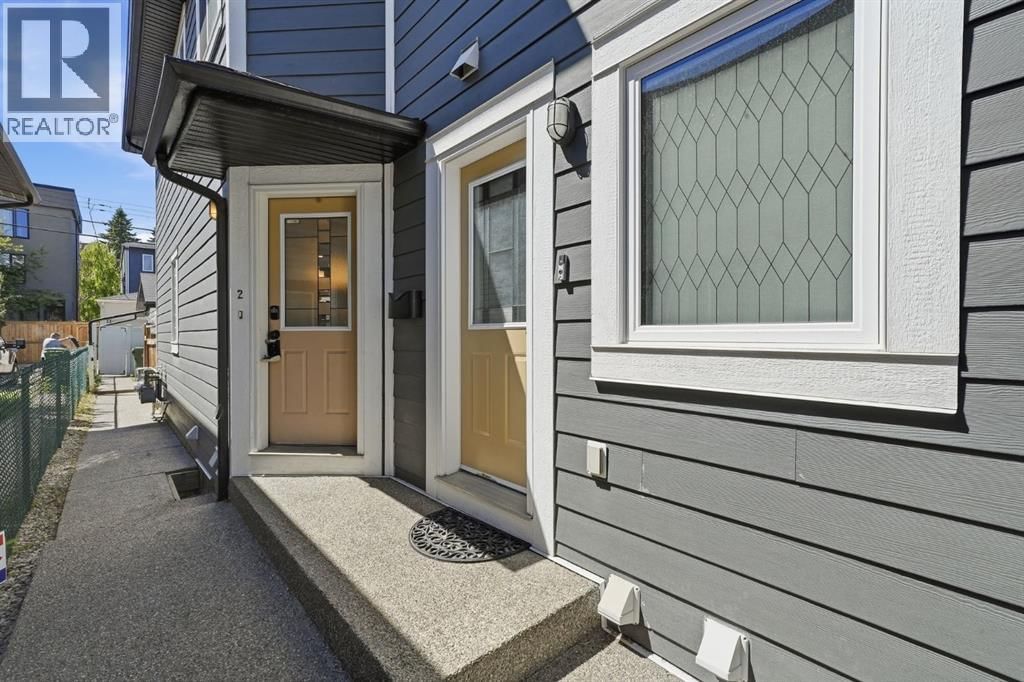 1925 35 Street property photo